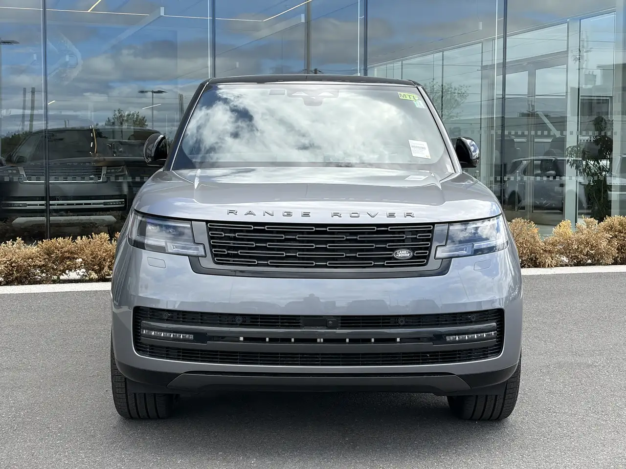 Land Rover Range Rover - Image 2