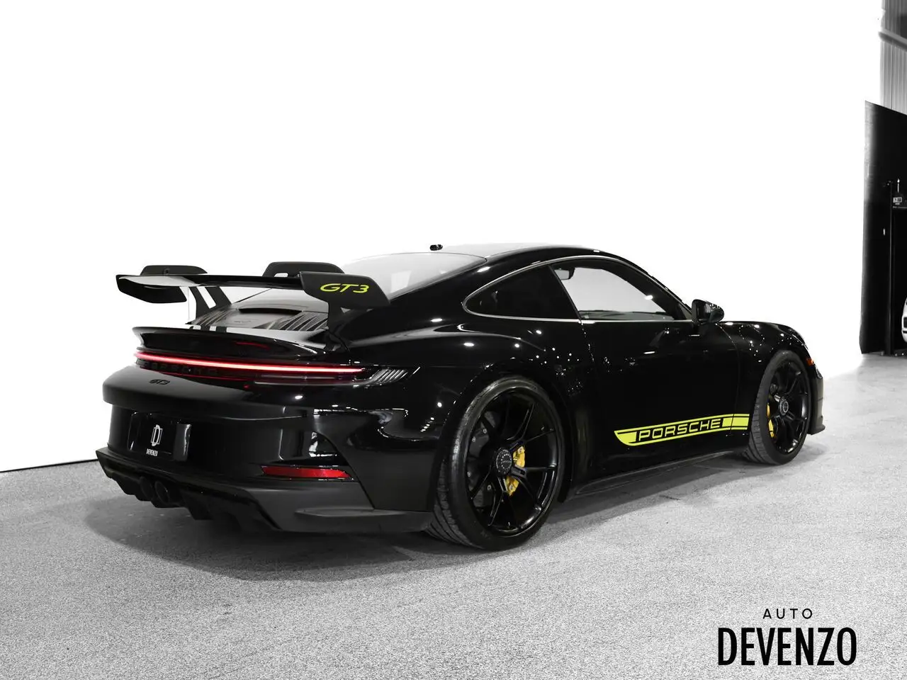Porsche 911 - Image 3