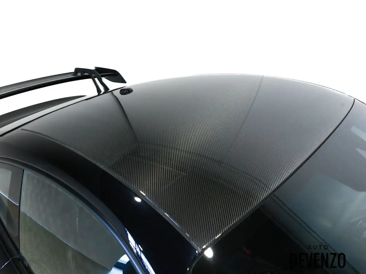 Porsche 911 - Image 9