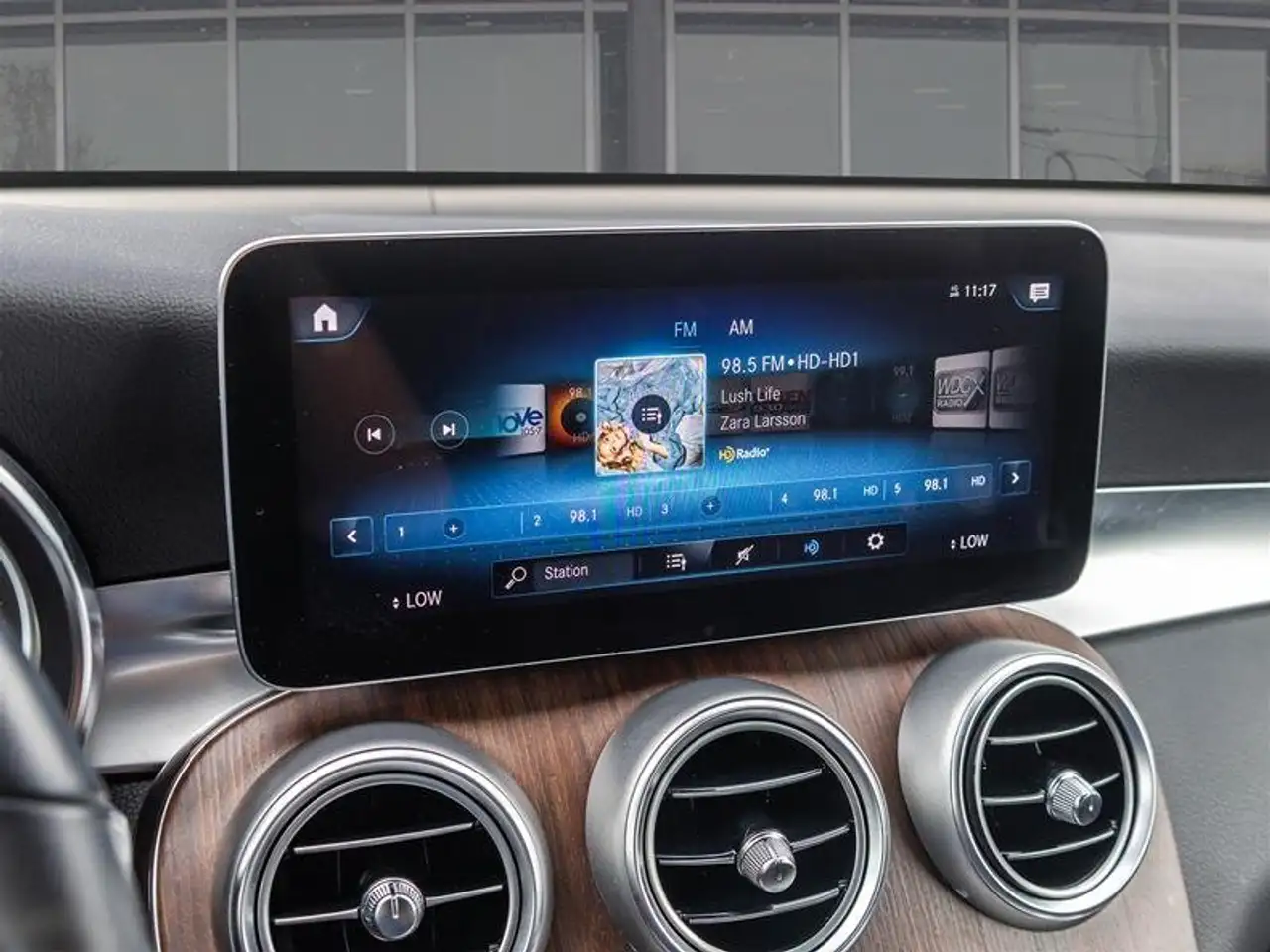 Mercedes-Benz GLC - Image 23