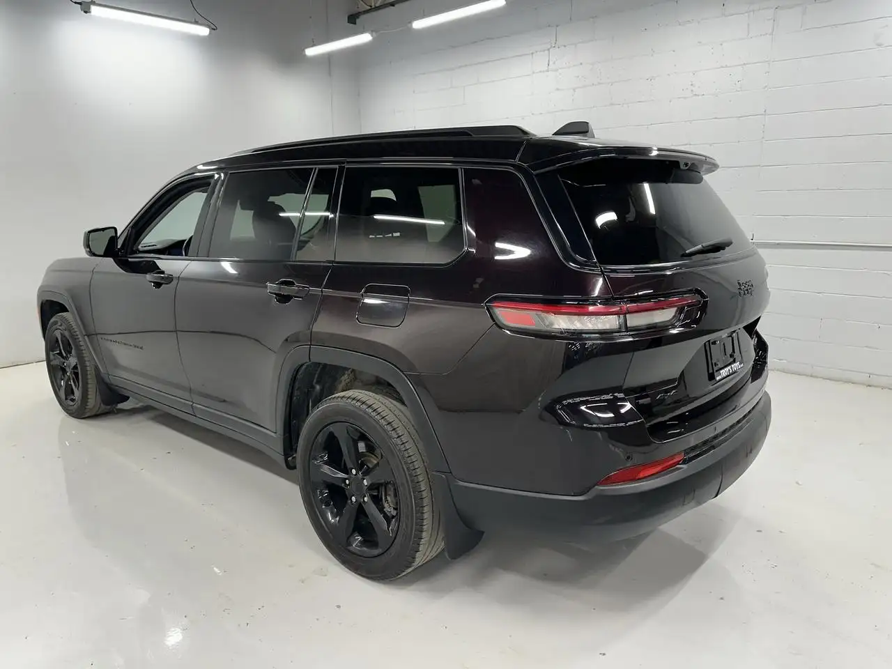 Jeep Grand Cherokee - Image 4