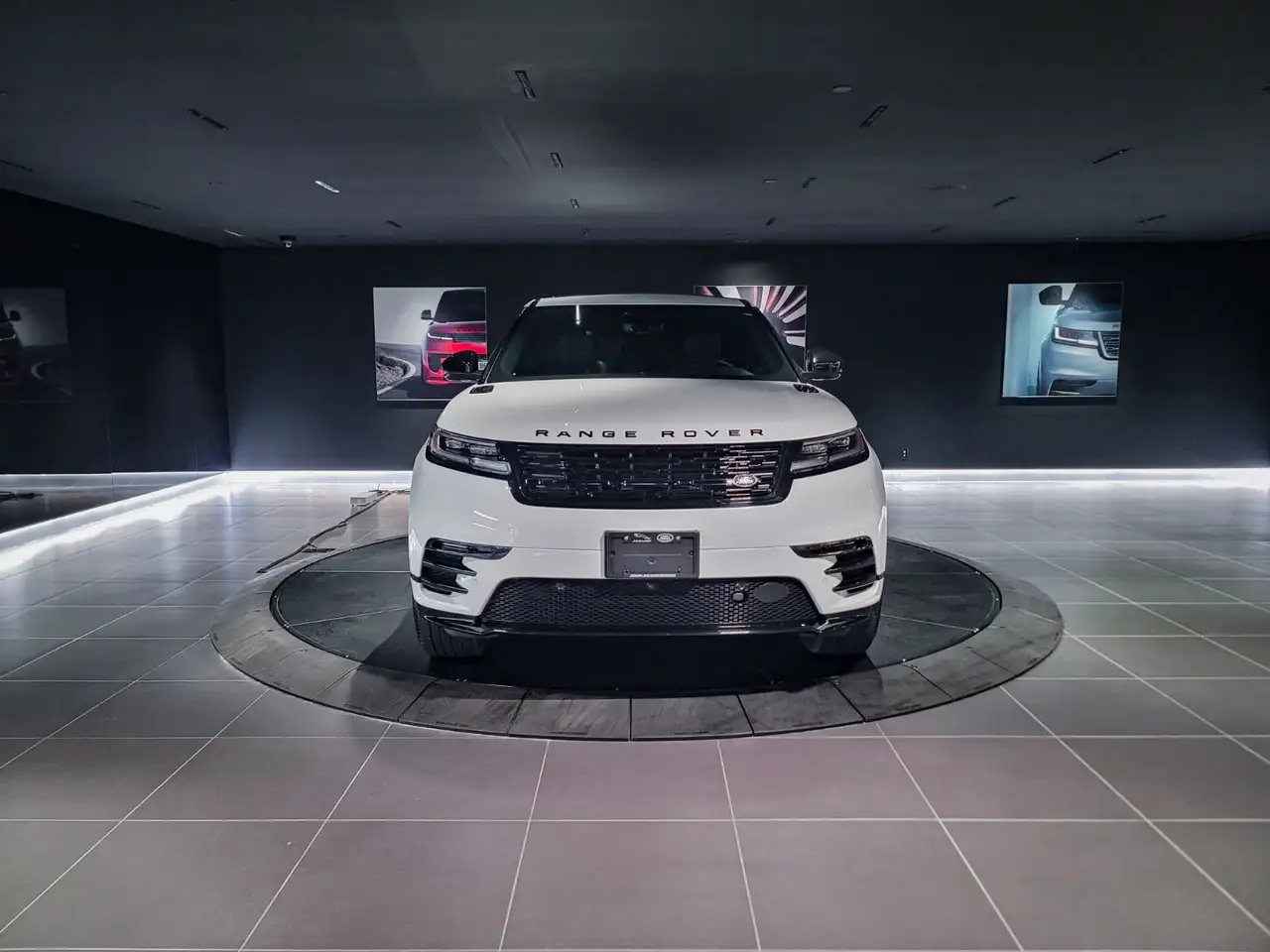 Land Rover Range Rover Velar - Image 2
