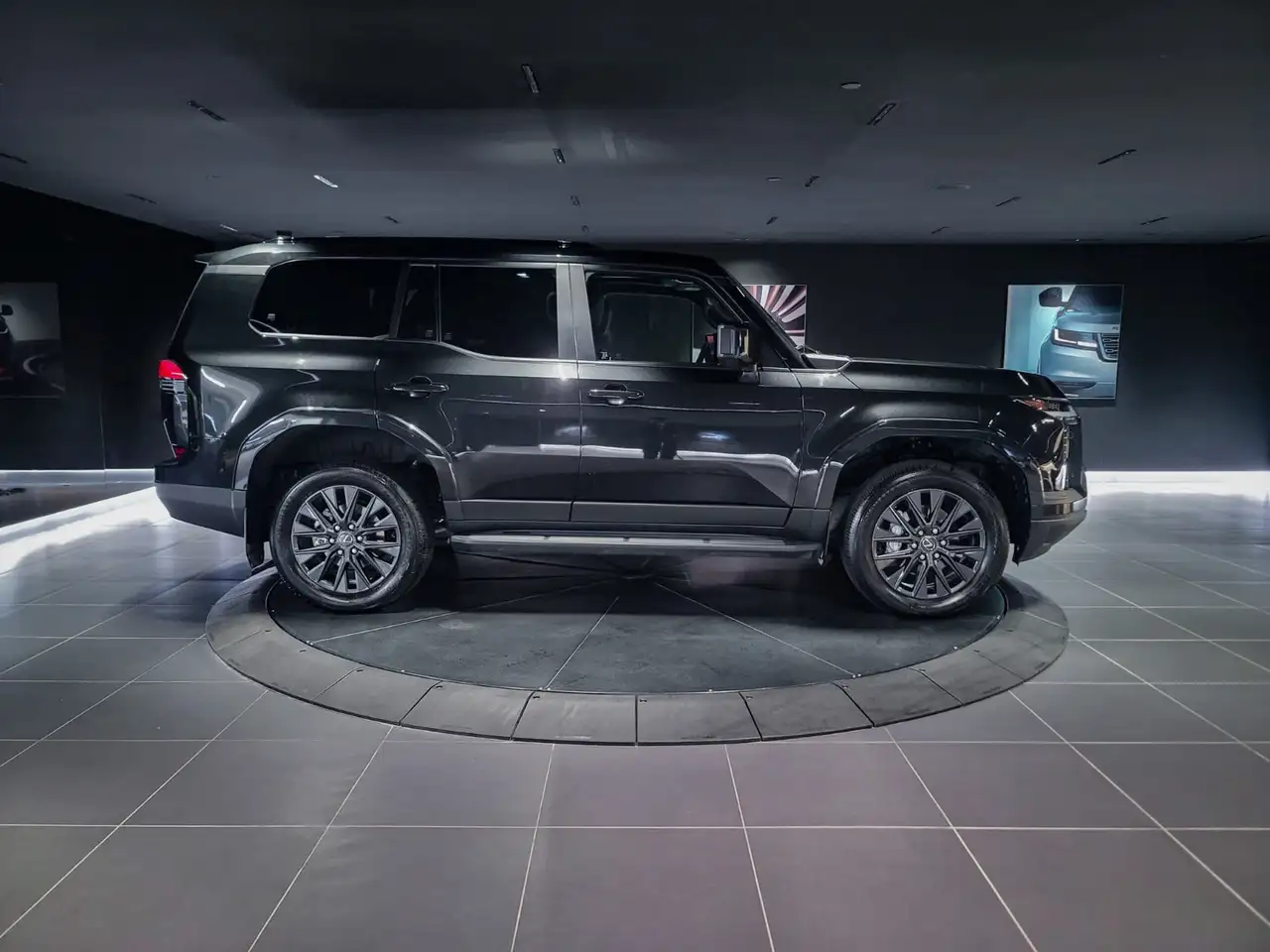 Lexus GX - Image 4