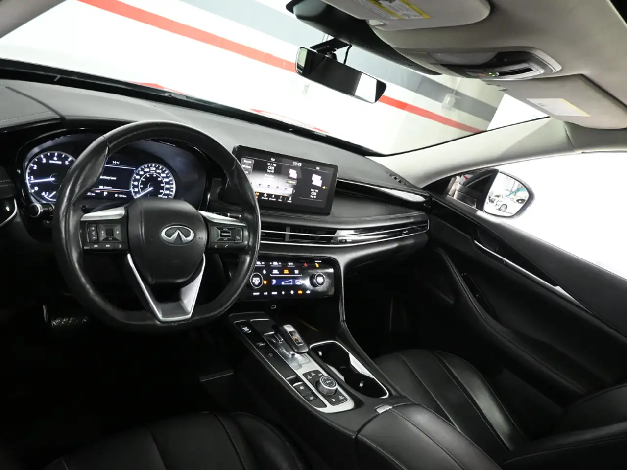 Infiniti QX60 - Image 10