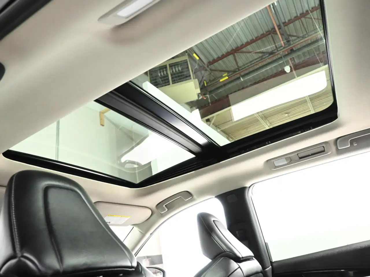 Infiniti QX60 - Image 21