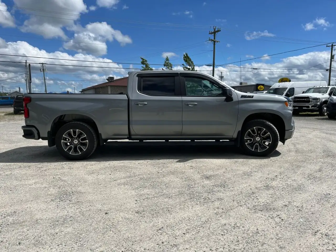 Chevrolet Silverado 1500 - Image 5