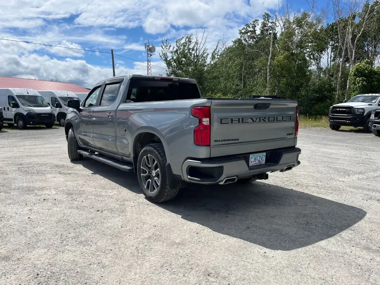 Chevrolet Silverado 1500 - Image 8