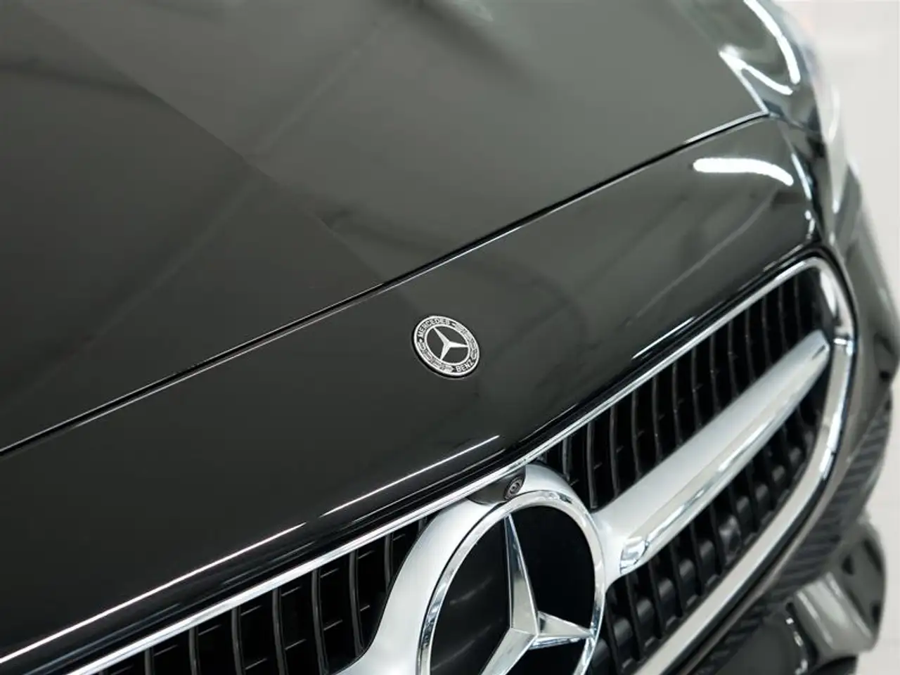 Mercedes-Benz C-Class - Image 8