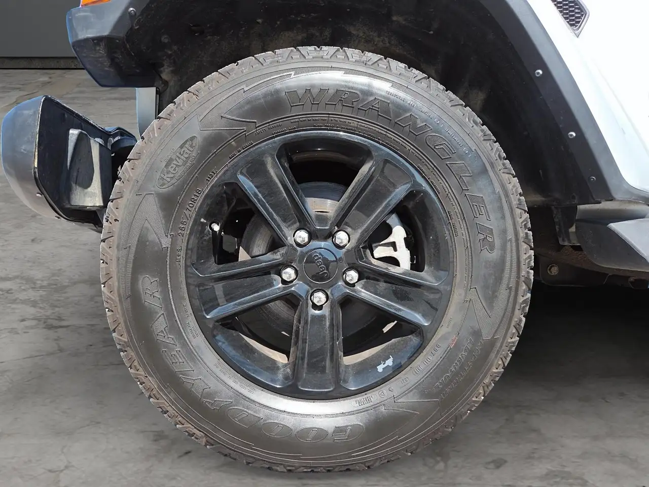 Jeep Wrangler - Image 6