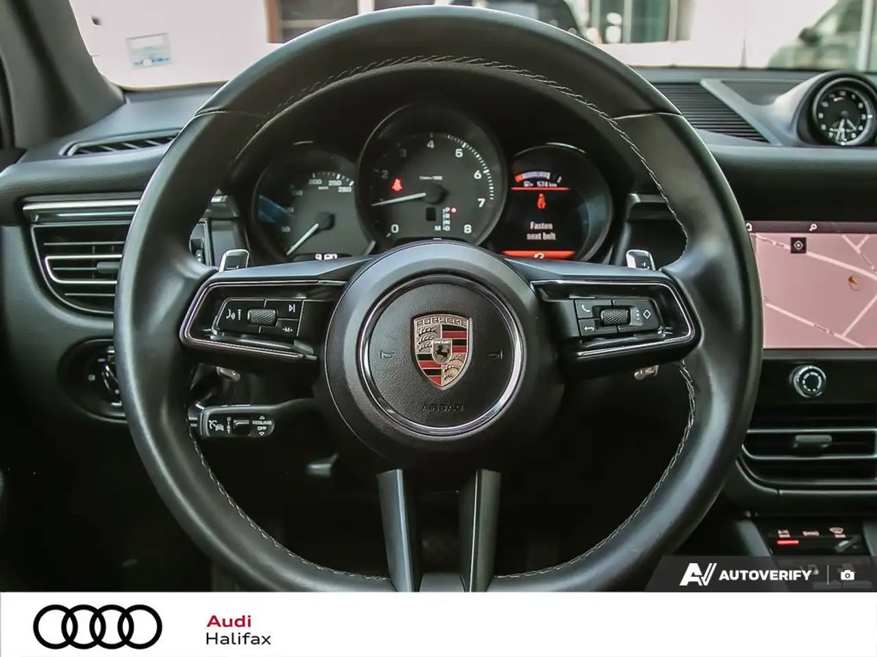 Porsche Macan - Image 15