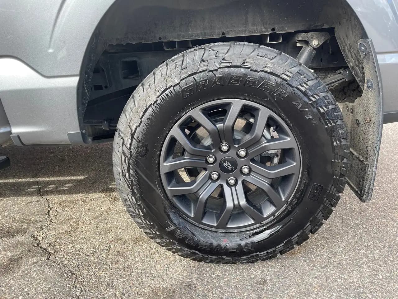 Ford F-150 - Image 10