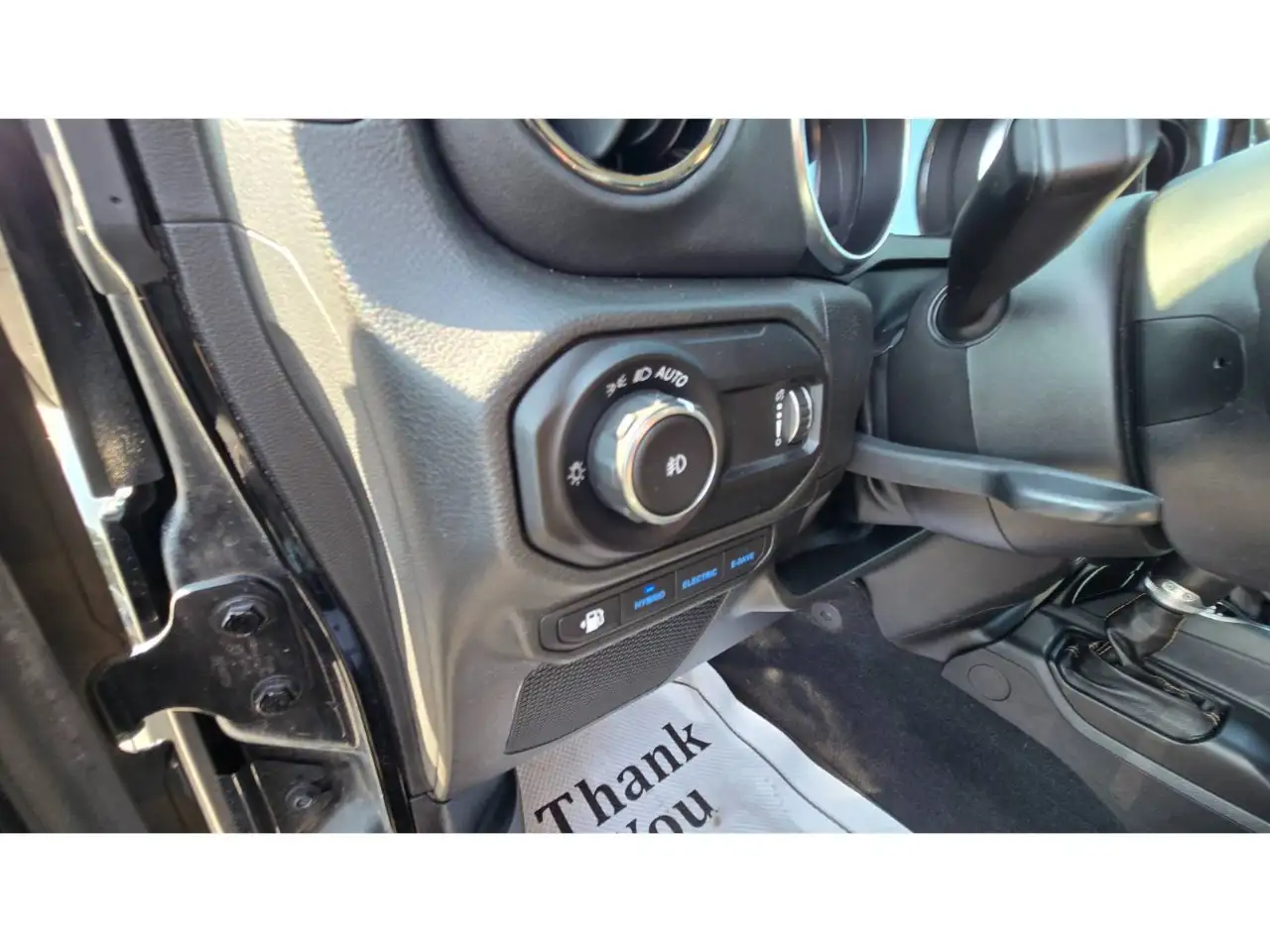 Jeep Wrangler - Image 19