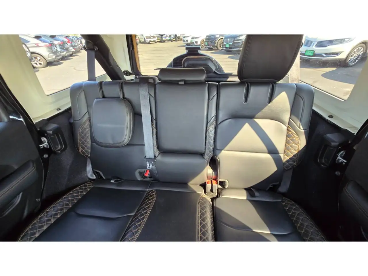 Jeep Wrangler - Image 15