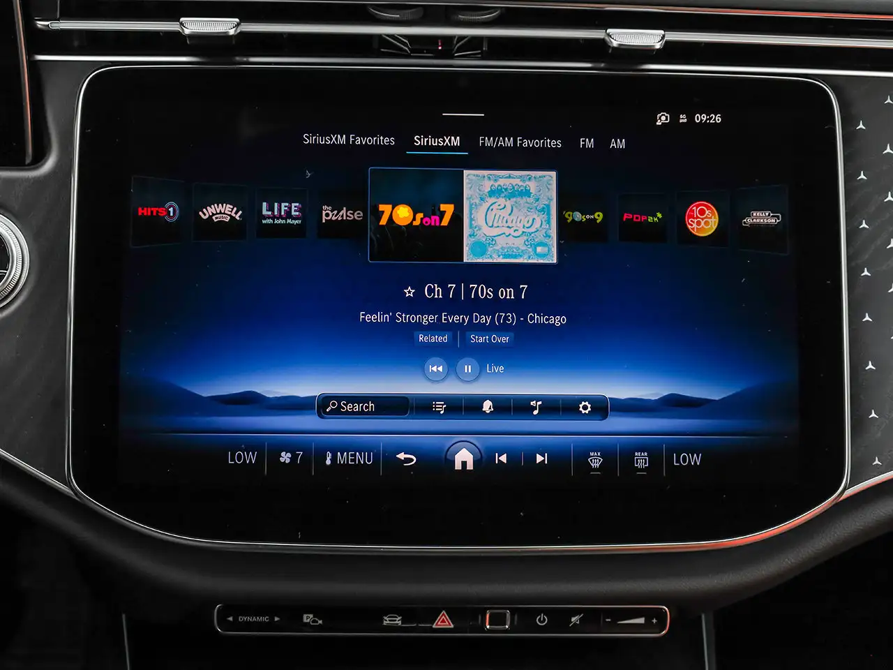 Mercedes-Benz E-Class - Image 25