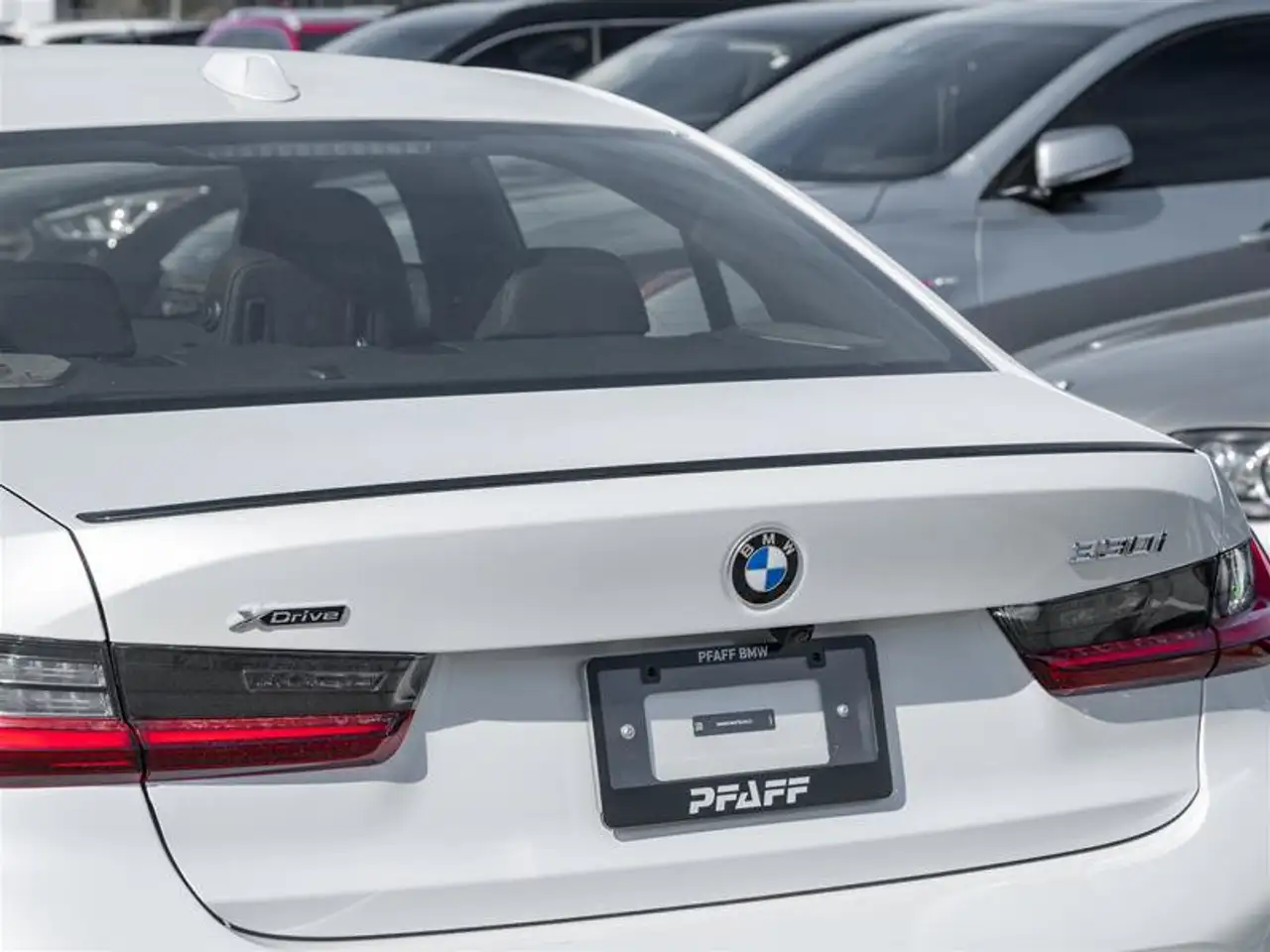 BMW 3 Series - Image 7