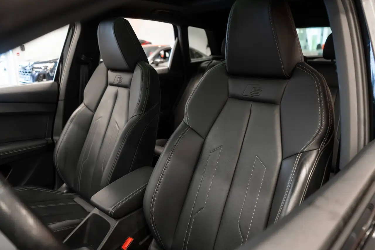 Audi Q4 e-tron - Image 14
