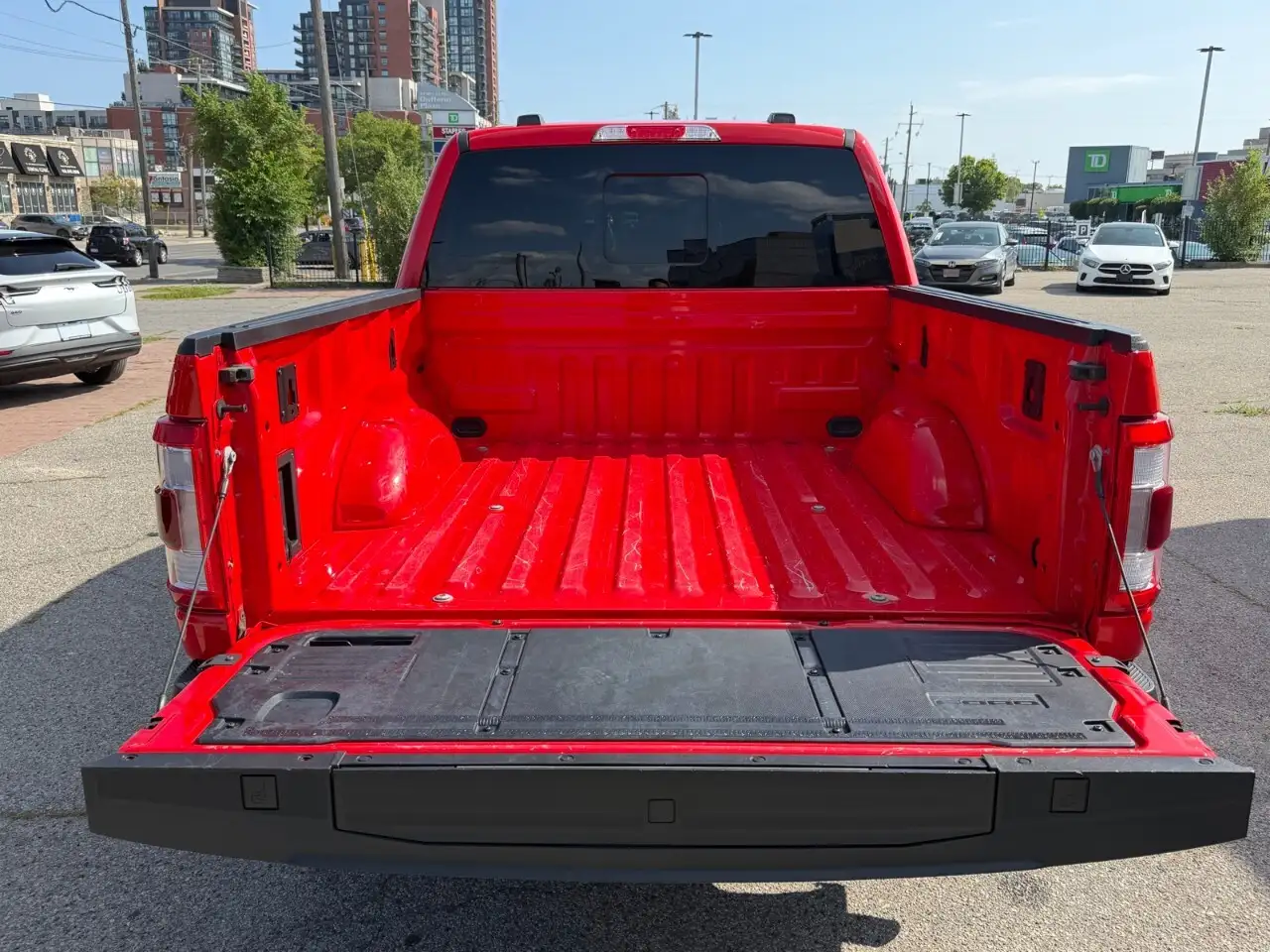 Ford F-150 - Image 11