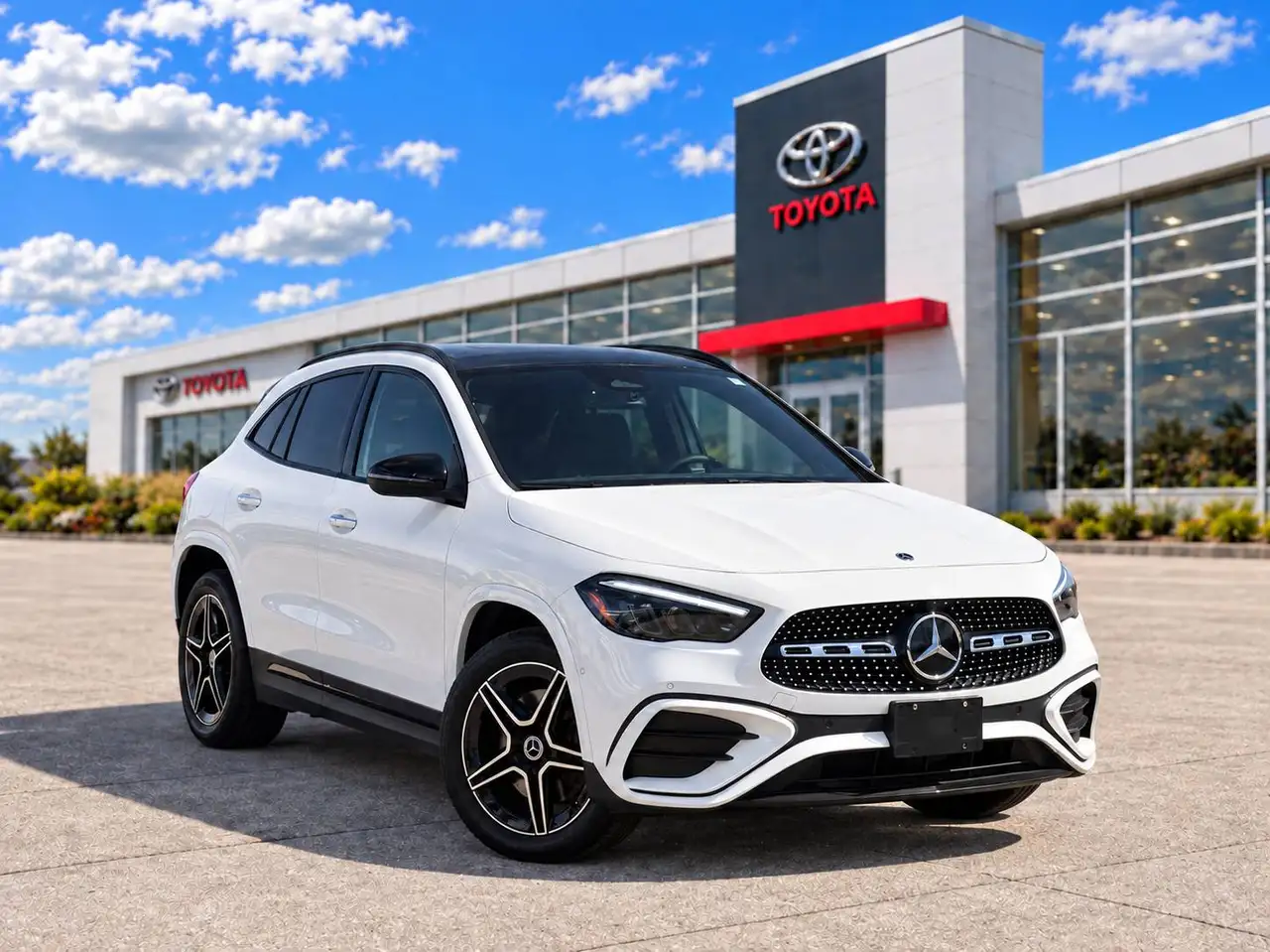Mercedes-Benz GLA - Image 2
