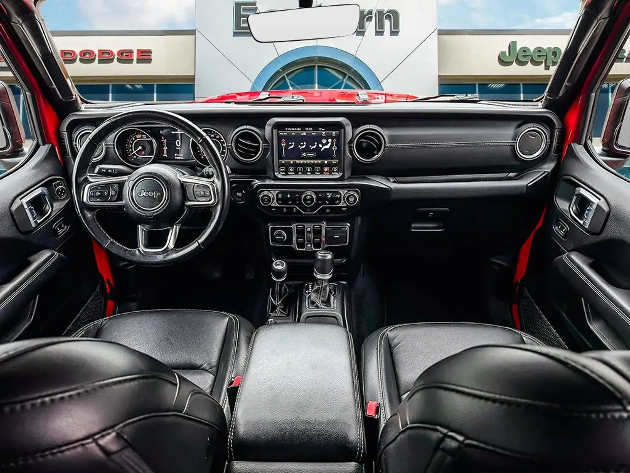 Jeep Wrangler - Image 27