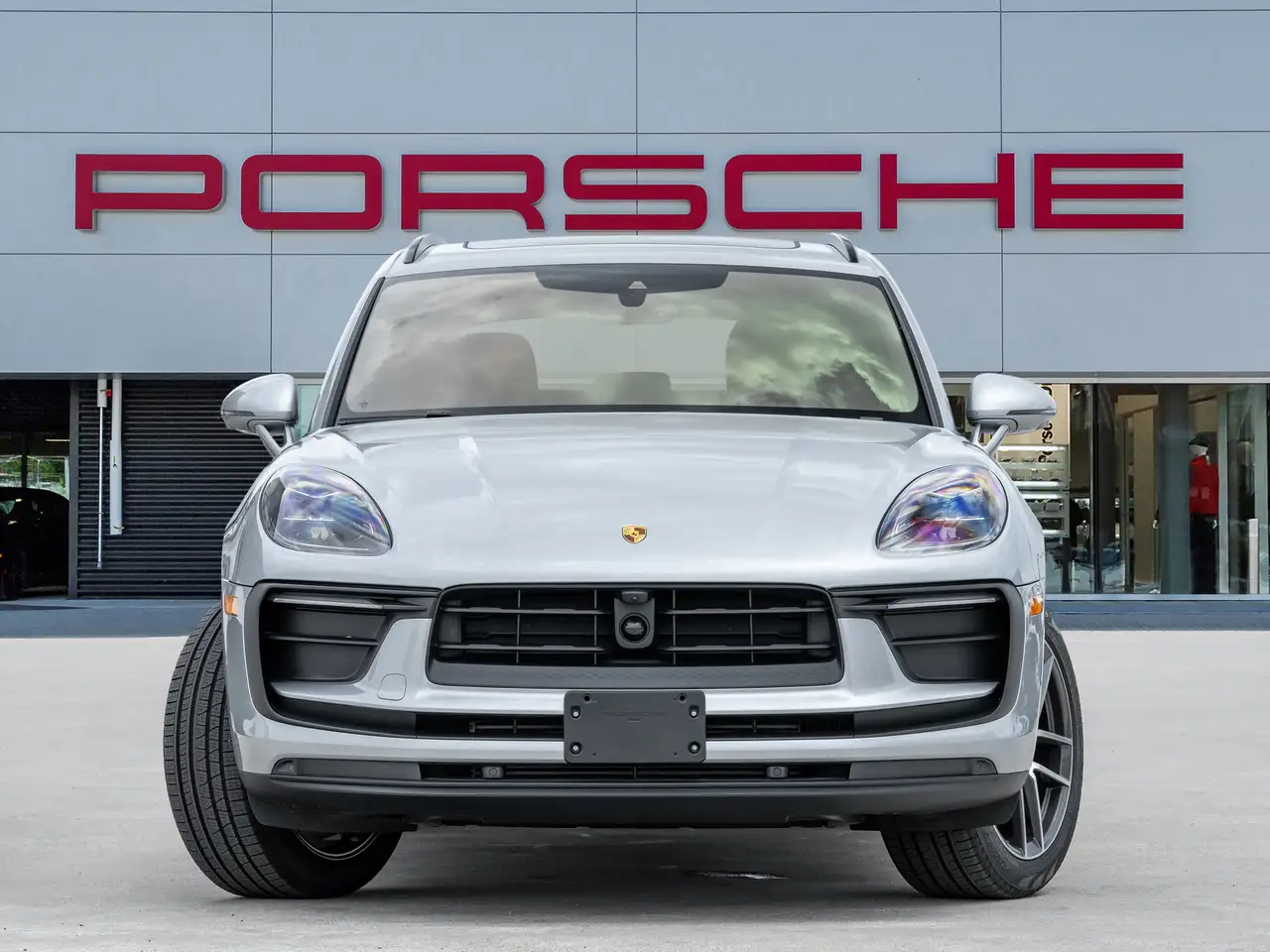 Porsche Macan - Image 6