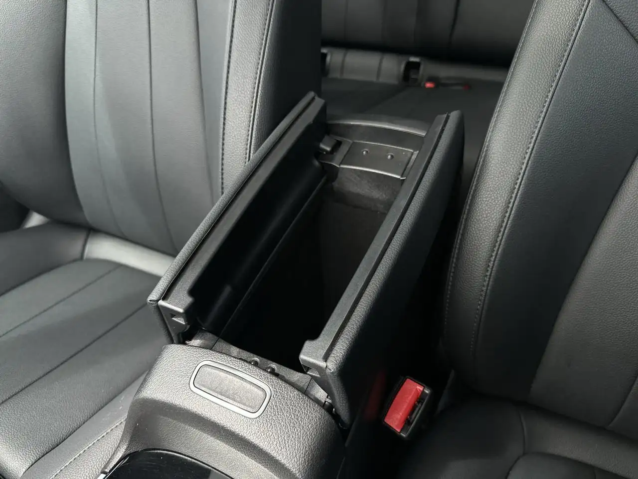 Mercedes-Benz GLA - Image 29