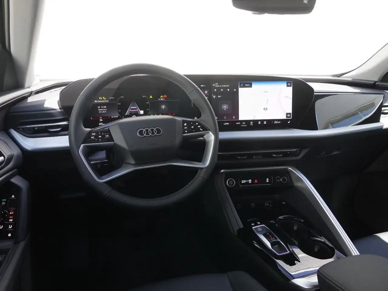 Audi Q5 - Image 2