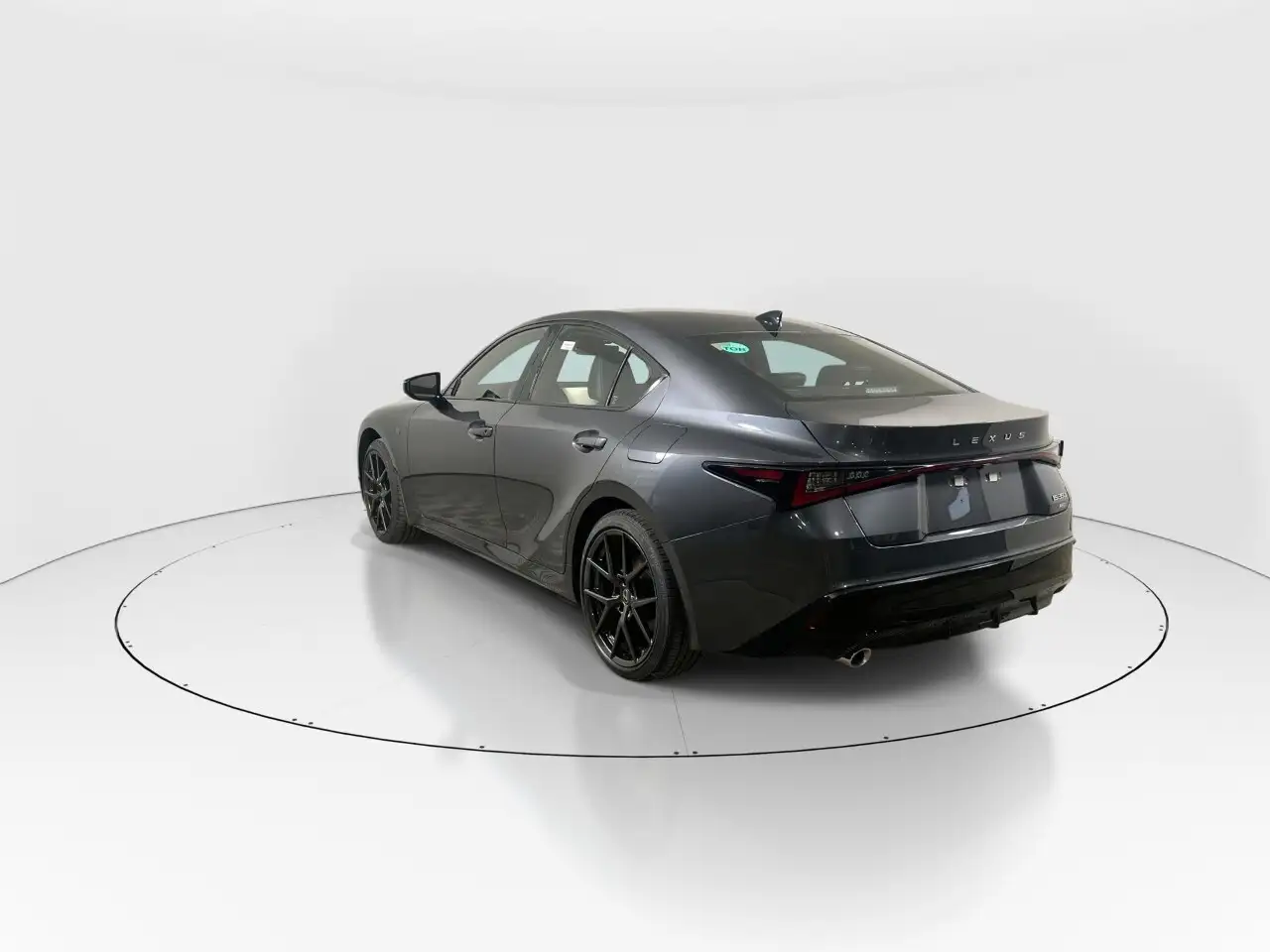 Lexus IS - Image 5