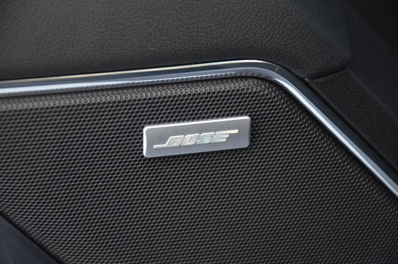 Chevrolet Silverado 1500 - Image 30