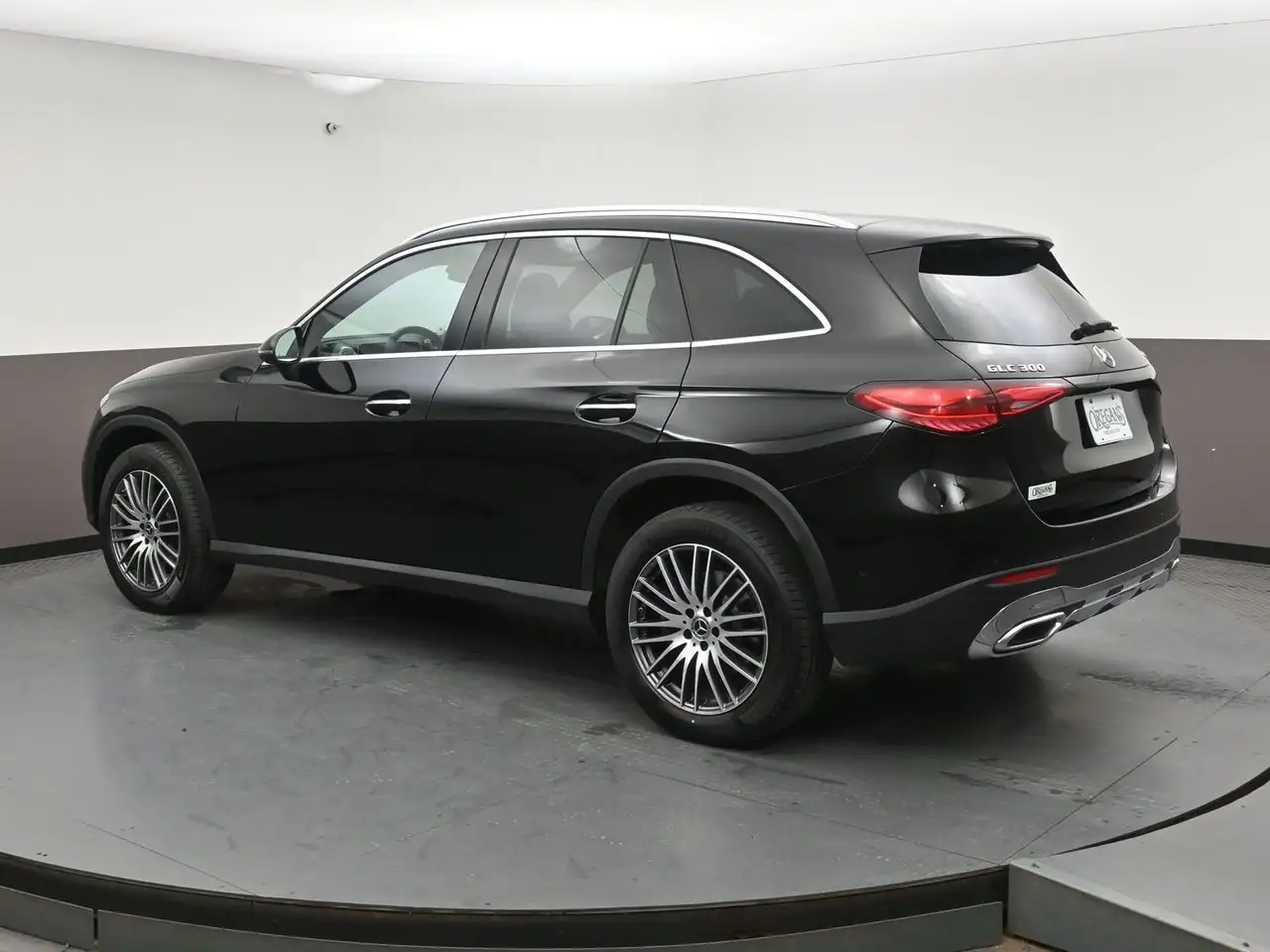 Mercedes-Benz GLC - Image 35