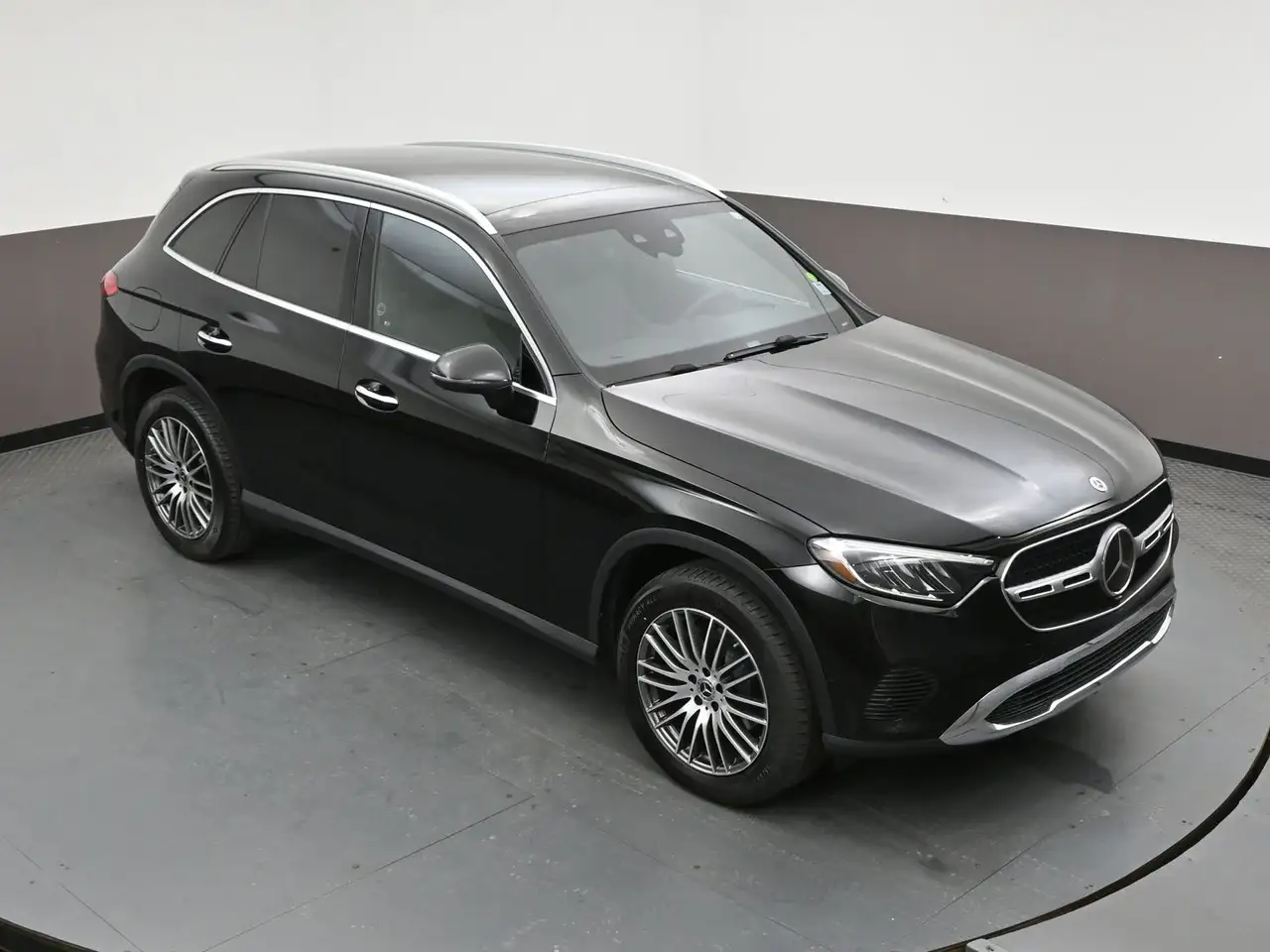 Mercedes-Benz GLC - Image 47