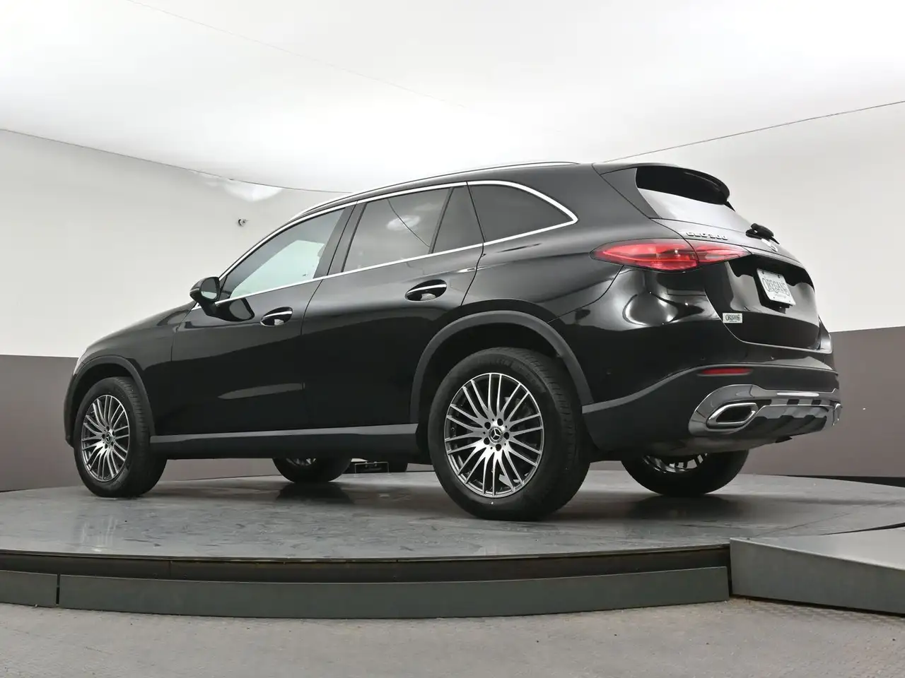 Mercedes-Benz GLC - Image 45