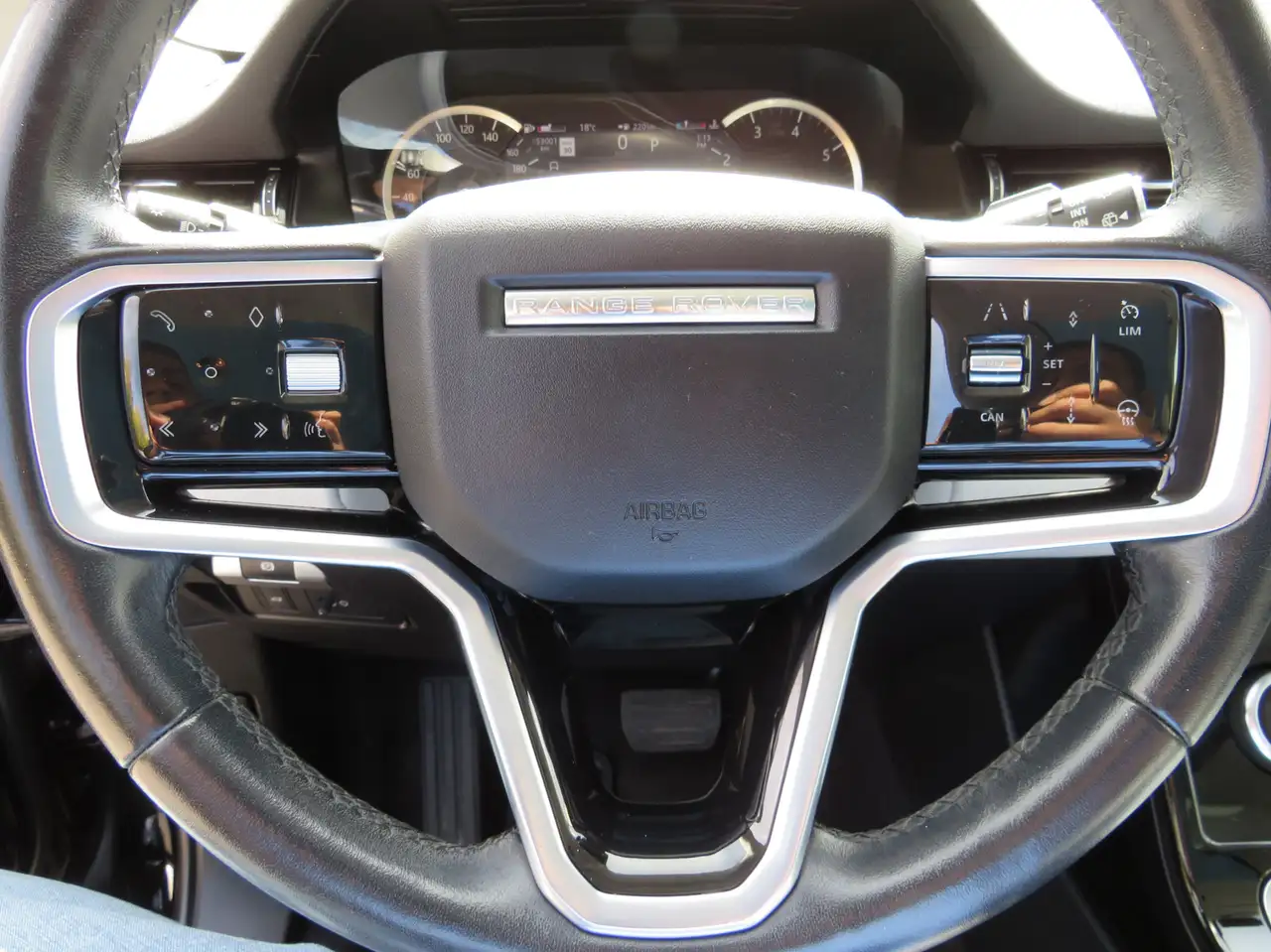 Land Rover Range Rover Evoque - Image 17