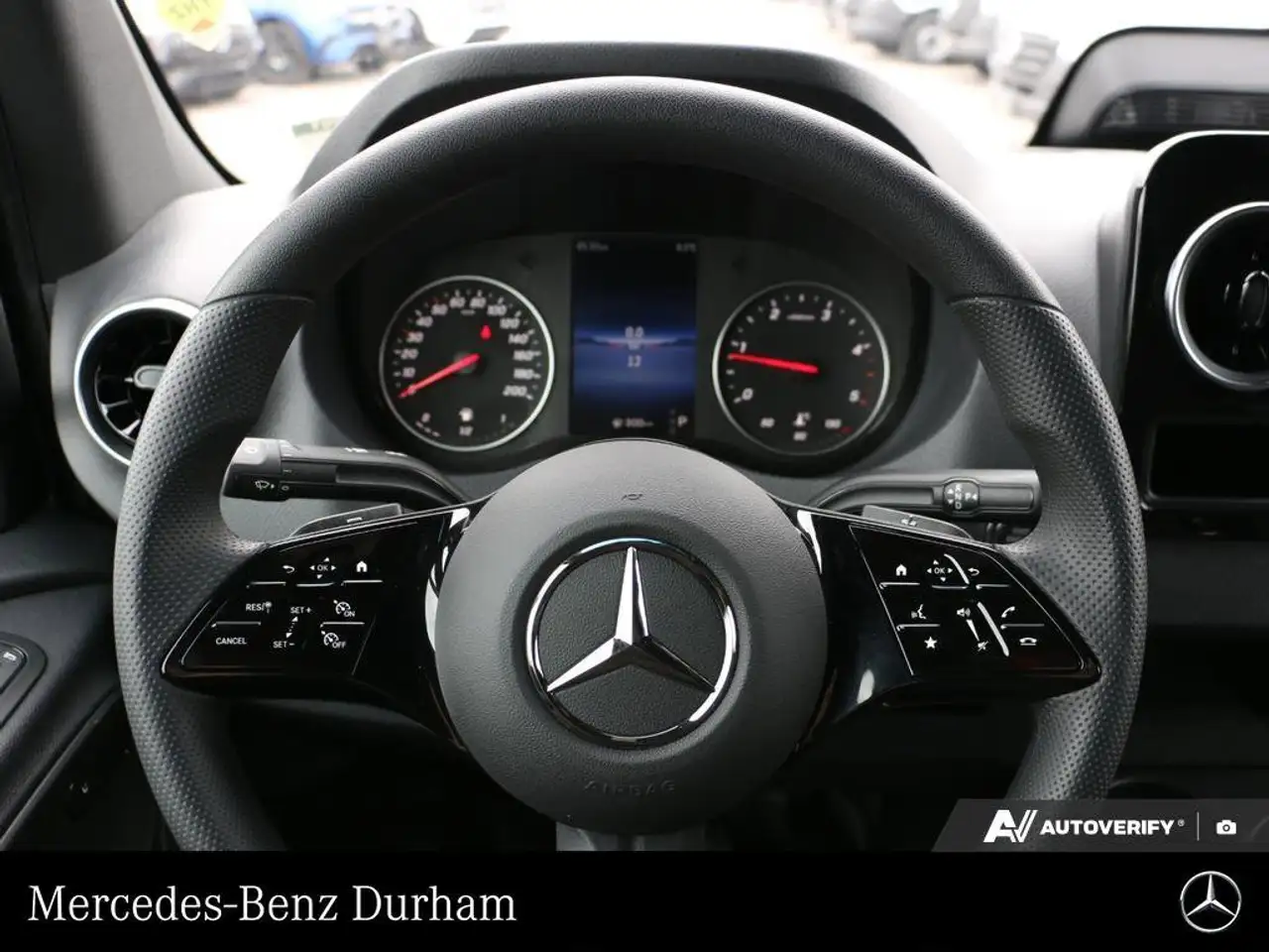 Mercedes-Benz Sprinter - Image 14