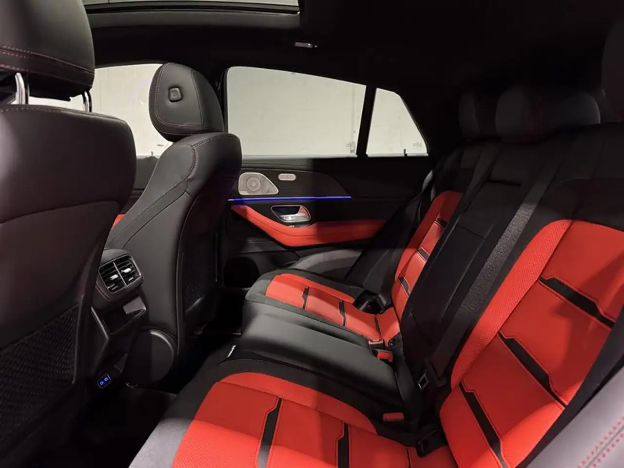 Mercedes-Benz GLE - Image 24