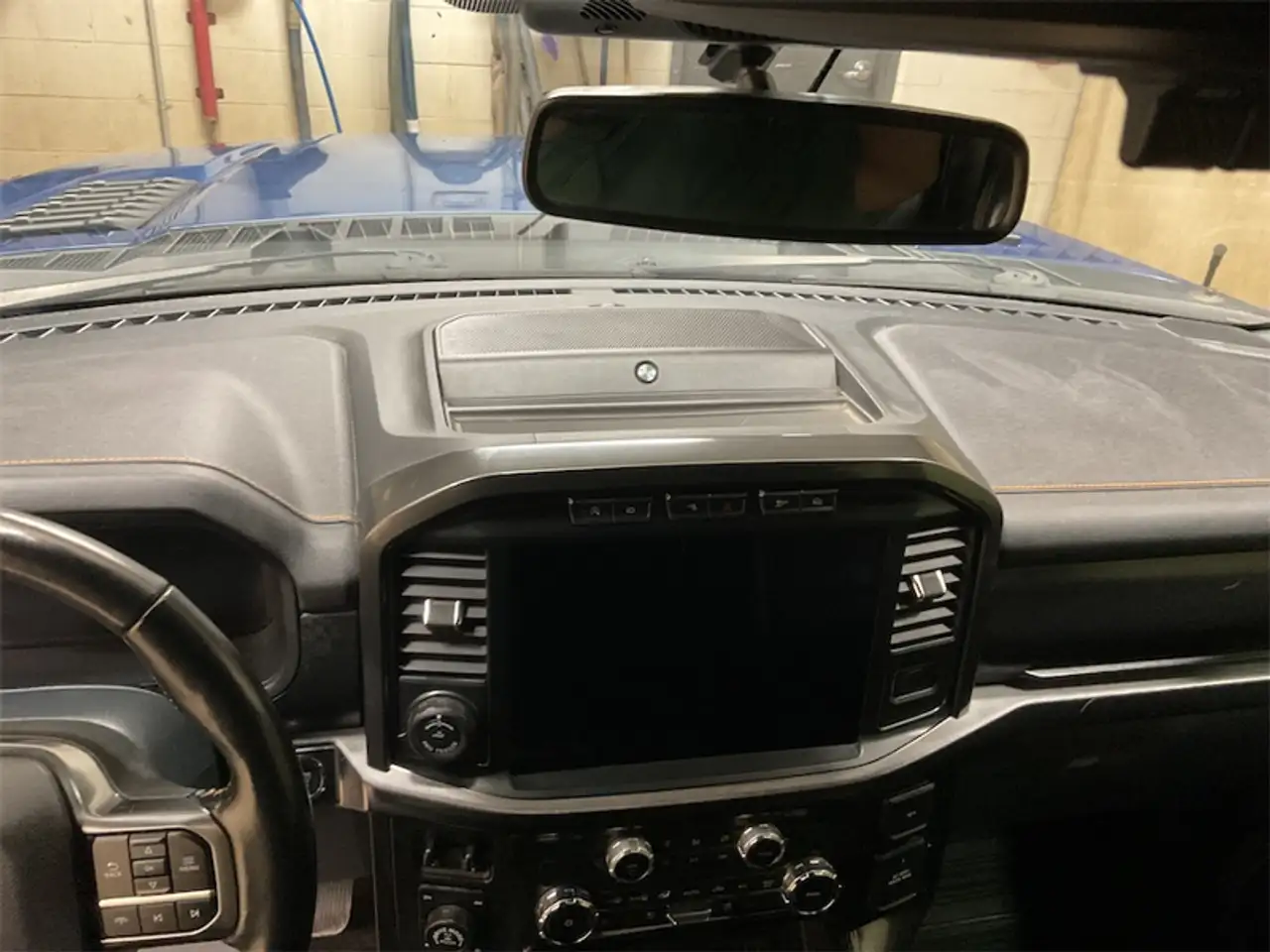 Ford F-150 - Image 10