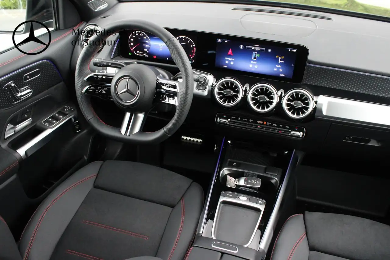 Mercedes-Benz GLB - Image 26
