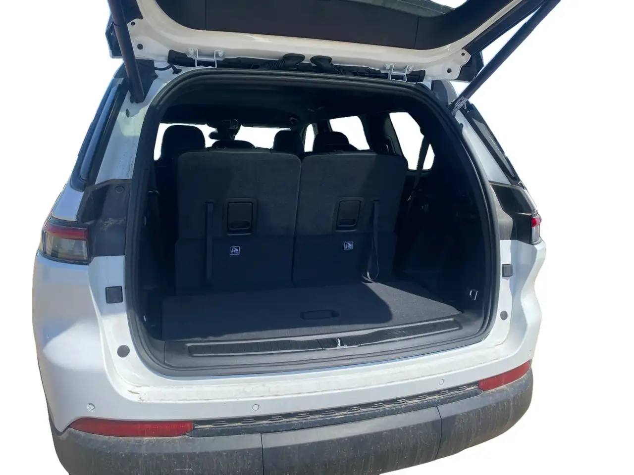 Jeep Grand Cherokee - Image 13