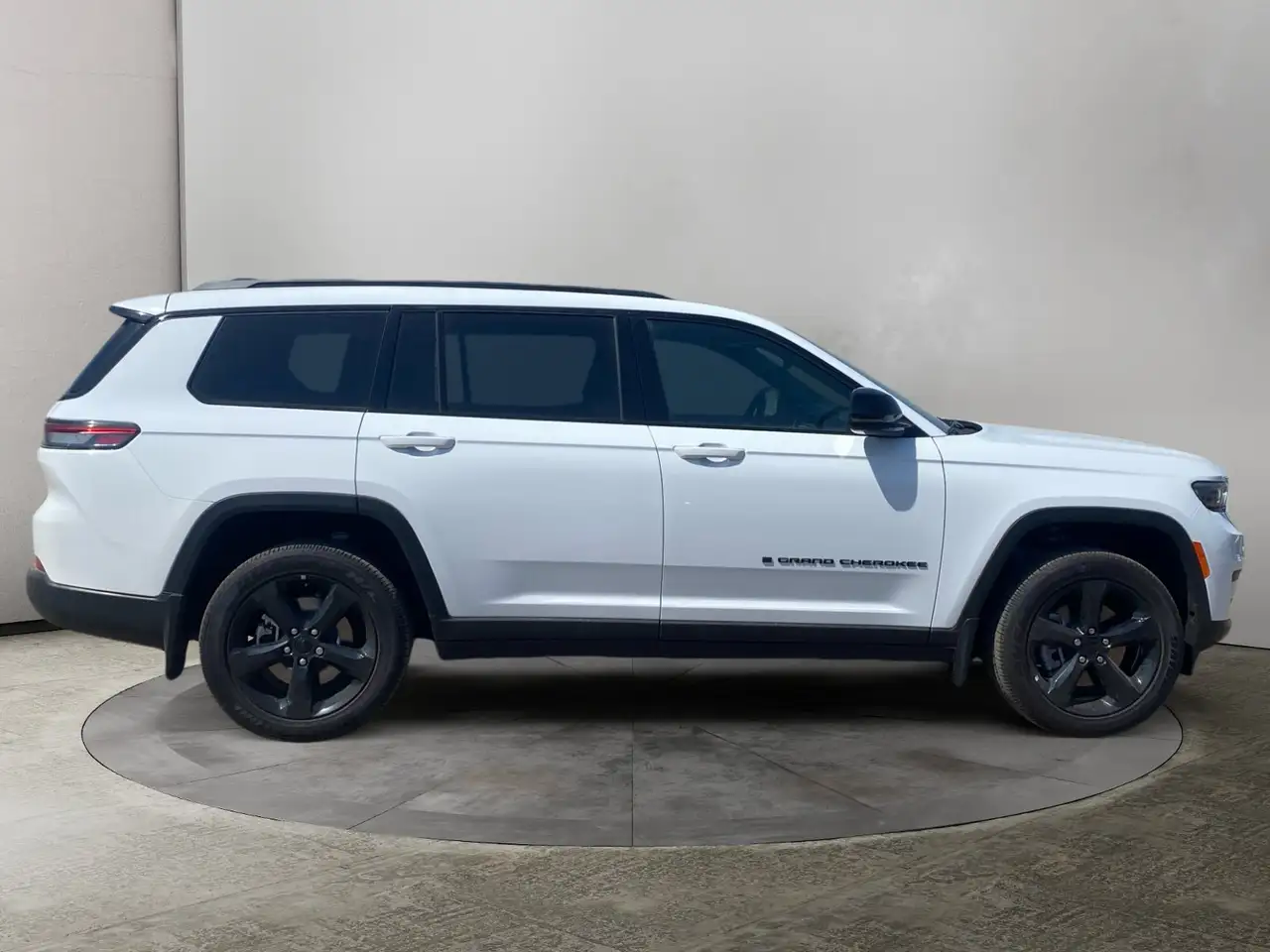 Jeep Grand Cherokee - Image 6