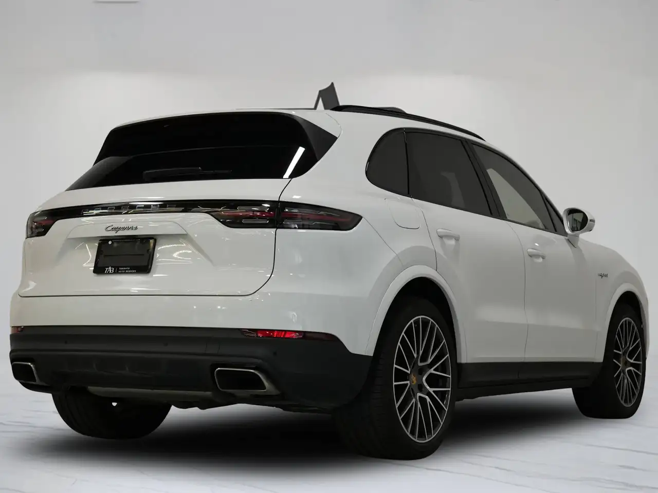 Porsche Cayenne - Image 4