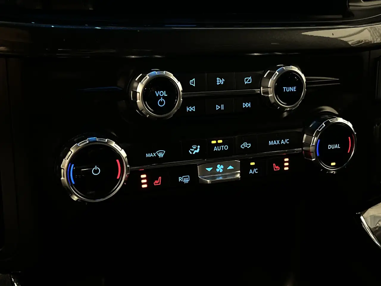 Ford F-150 - Image 27