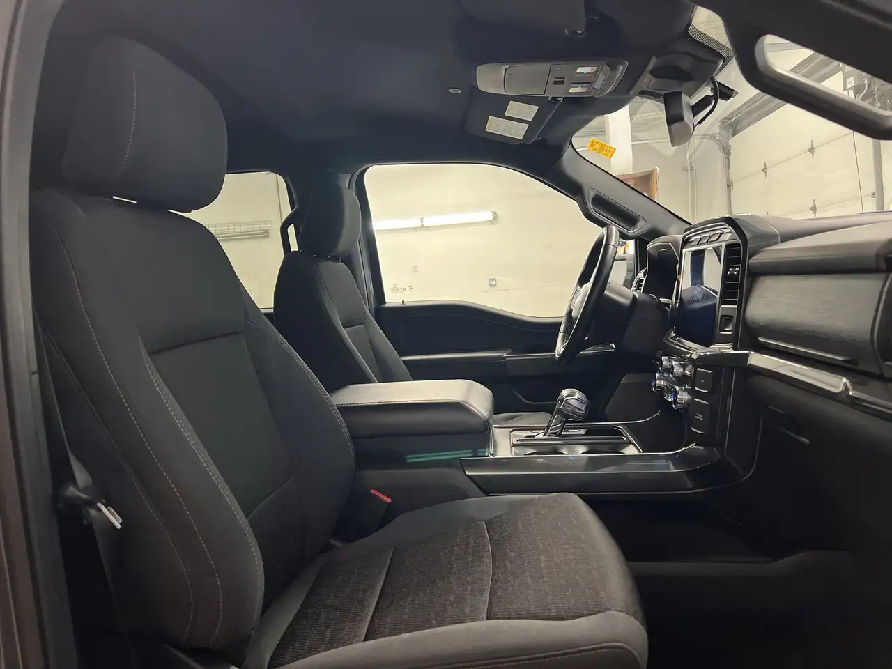 Ford F-150 - Image 37