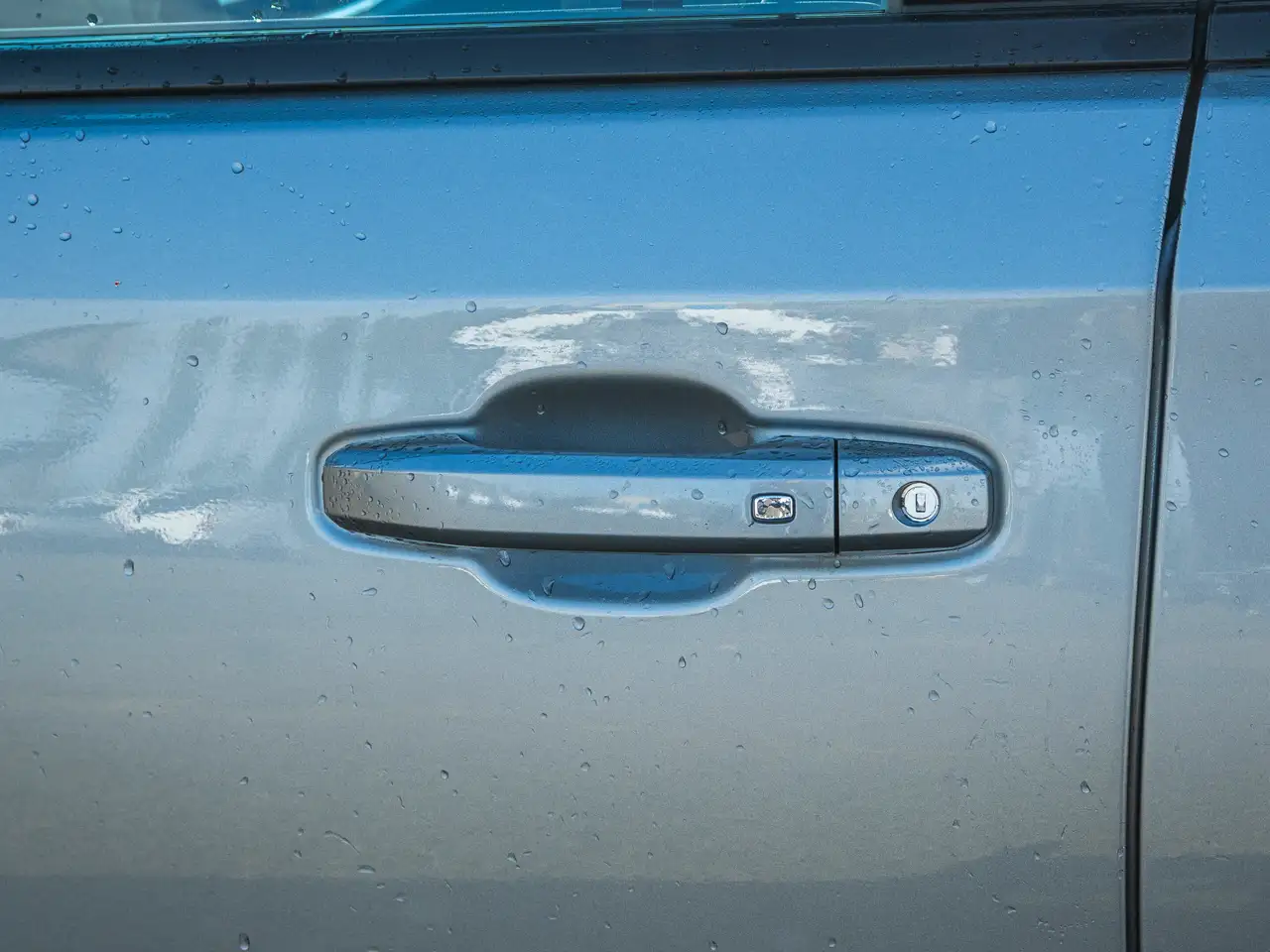 Chevrolet Silverado 1500 - Image 9