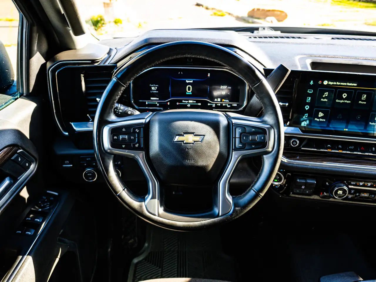 Chevrolet Silverado 1500 - Image 34