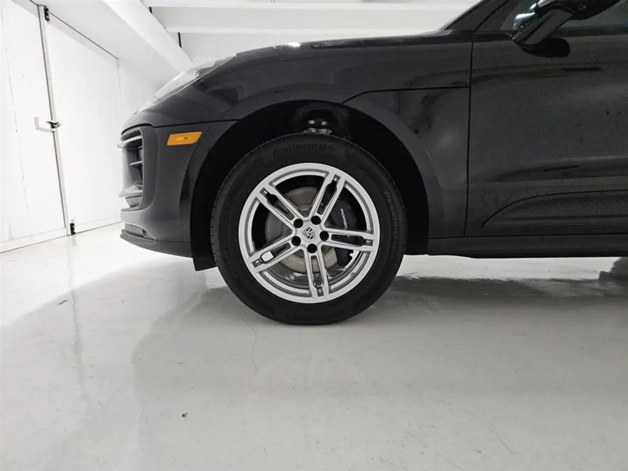 Porsche Macan - Image 4
