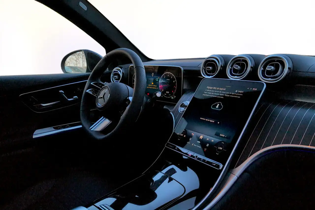 Mercedes-Benz GLC - Image 8