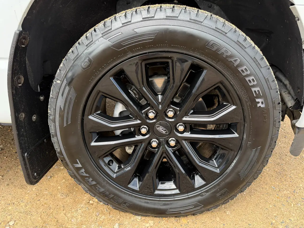 Ford F-150 - Image 5