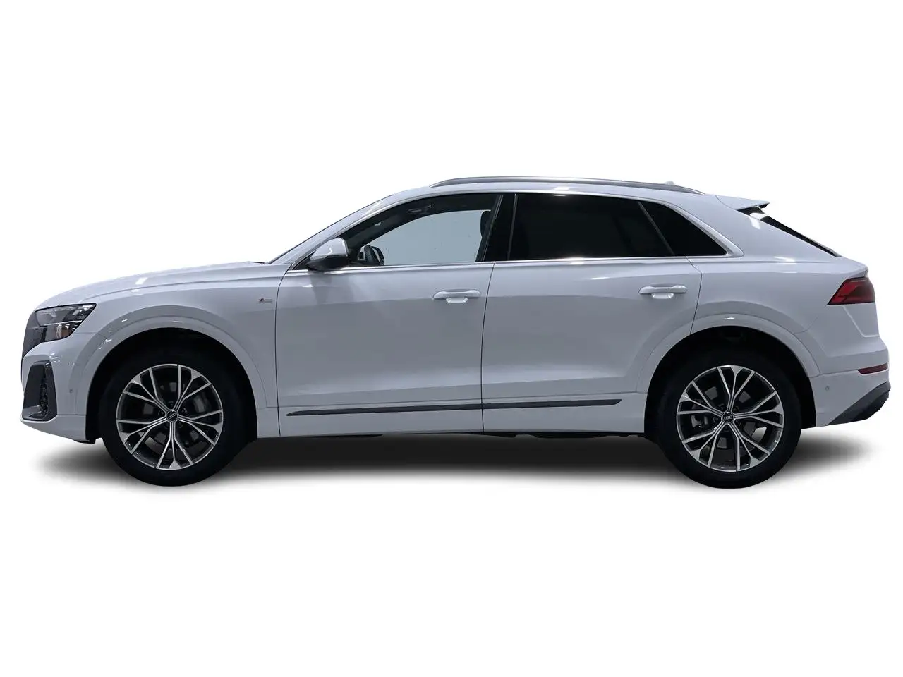 Audi Q8 - Image 7