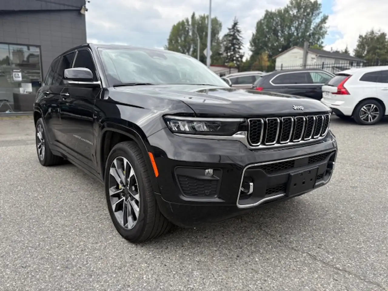 Jeep Grand Cherokee - Image 3