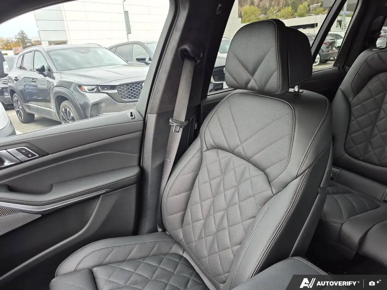 BMW X7 - Image 18