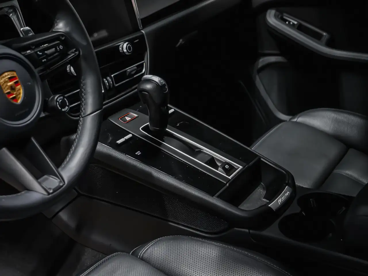 Porsche Macan - Image 8